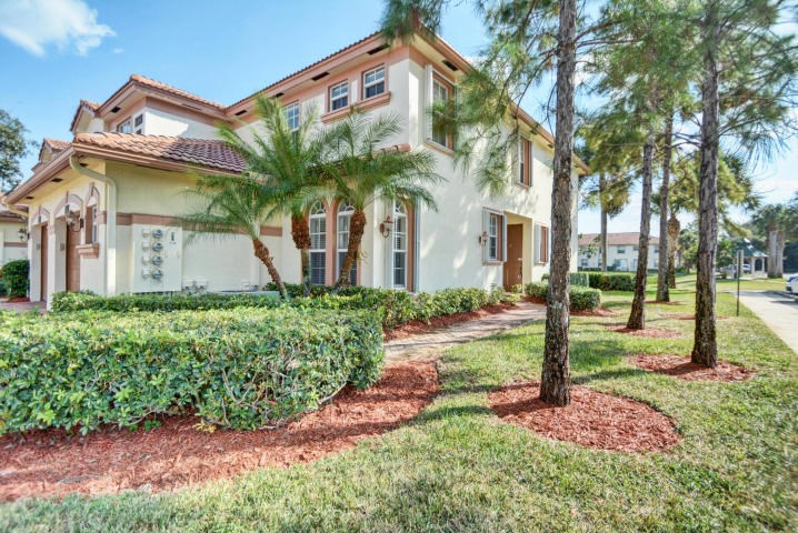 16186 Poppyseed Circle