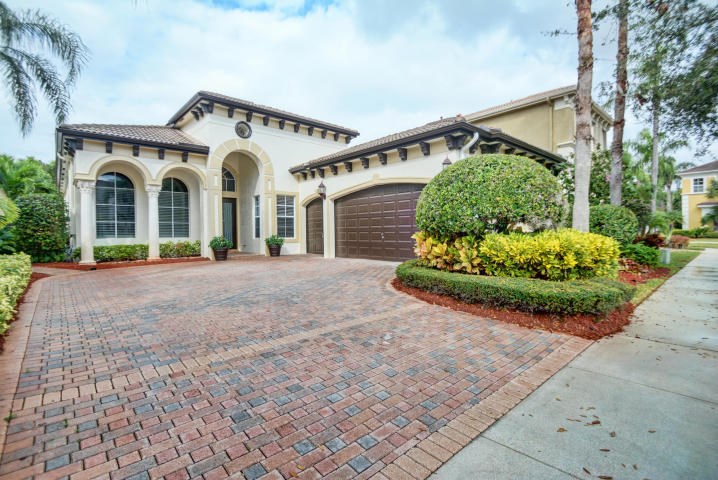 16295 Via Venetia West